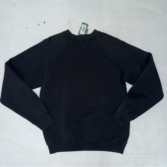 Vintage Fruit of the Loom Black Crewneck with Graphic Print 90s Made In USA - Picture 6 of 6